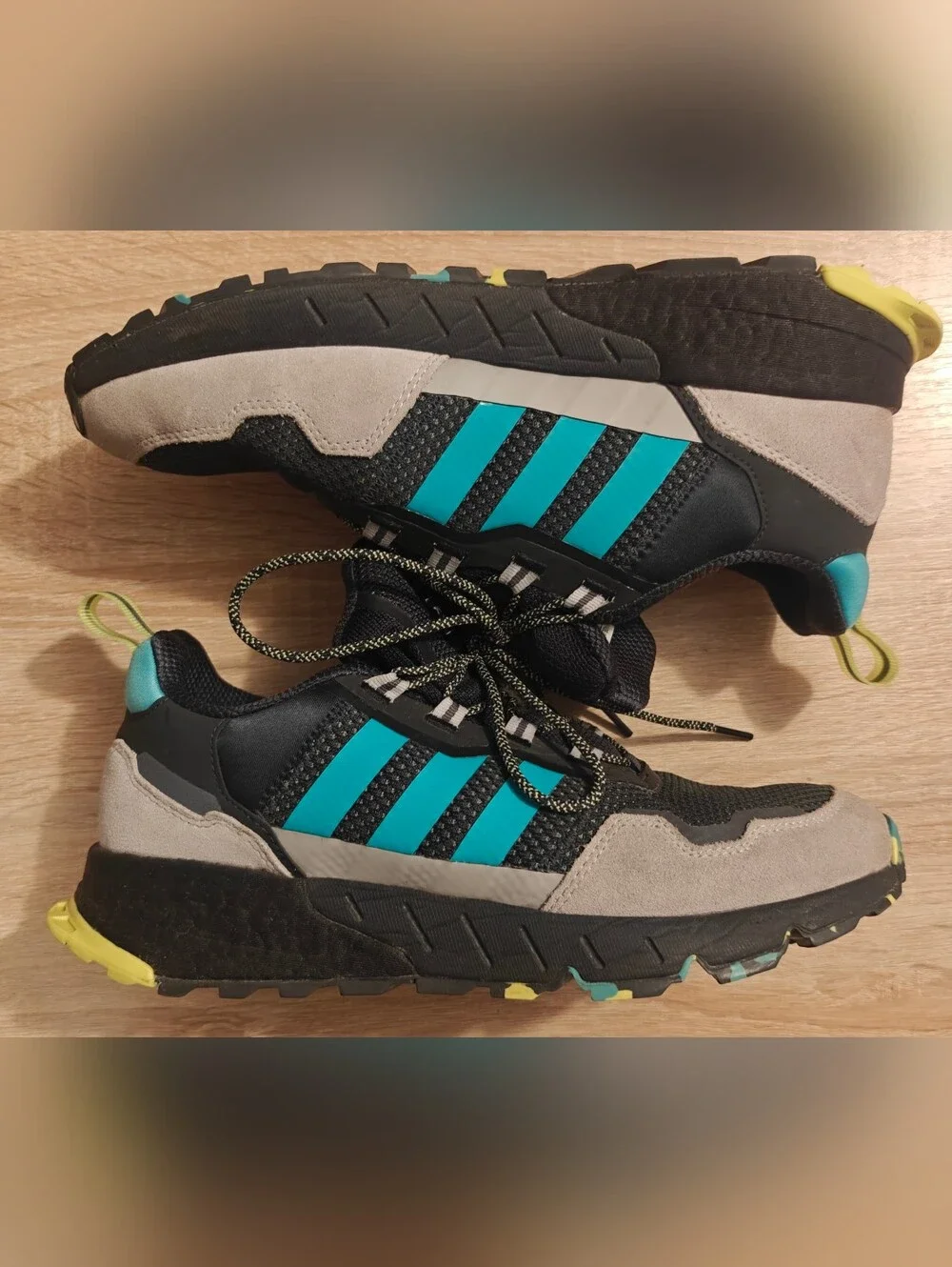 adidas low top